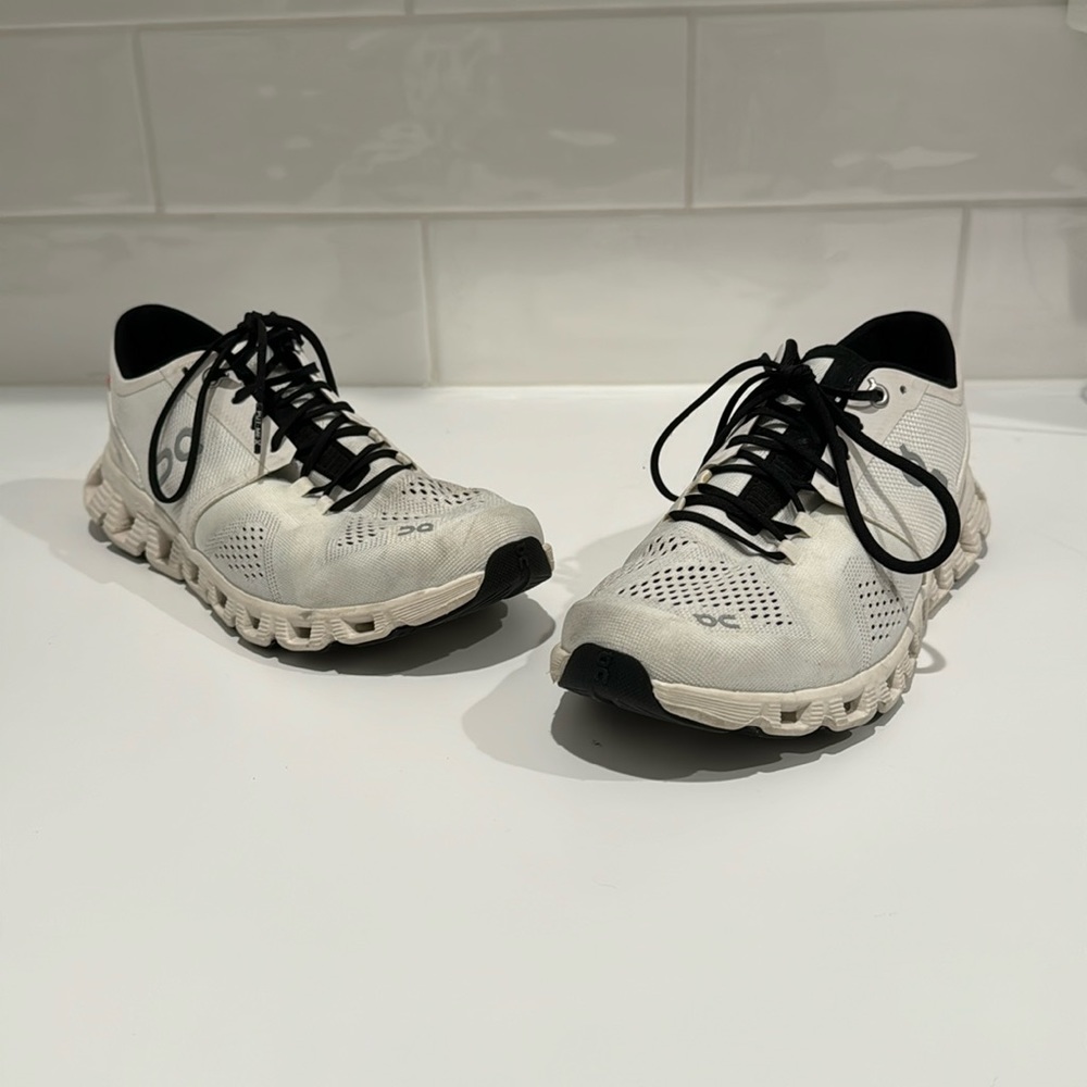 On-Runnning Cloudtec Helion